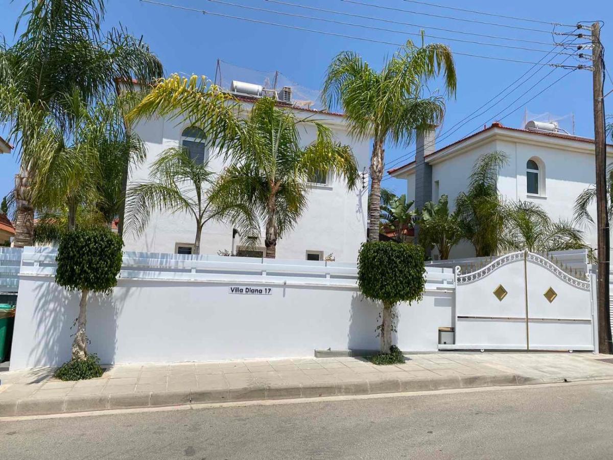 Villa Diana - 200 Meters From Kapparis, Fireman'S Beach Paralimni Exterior foto