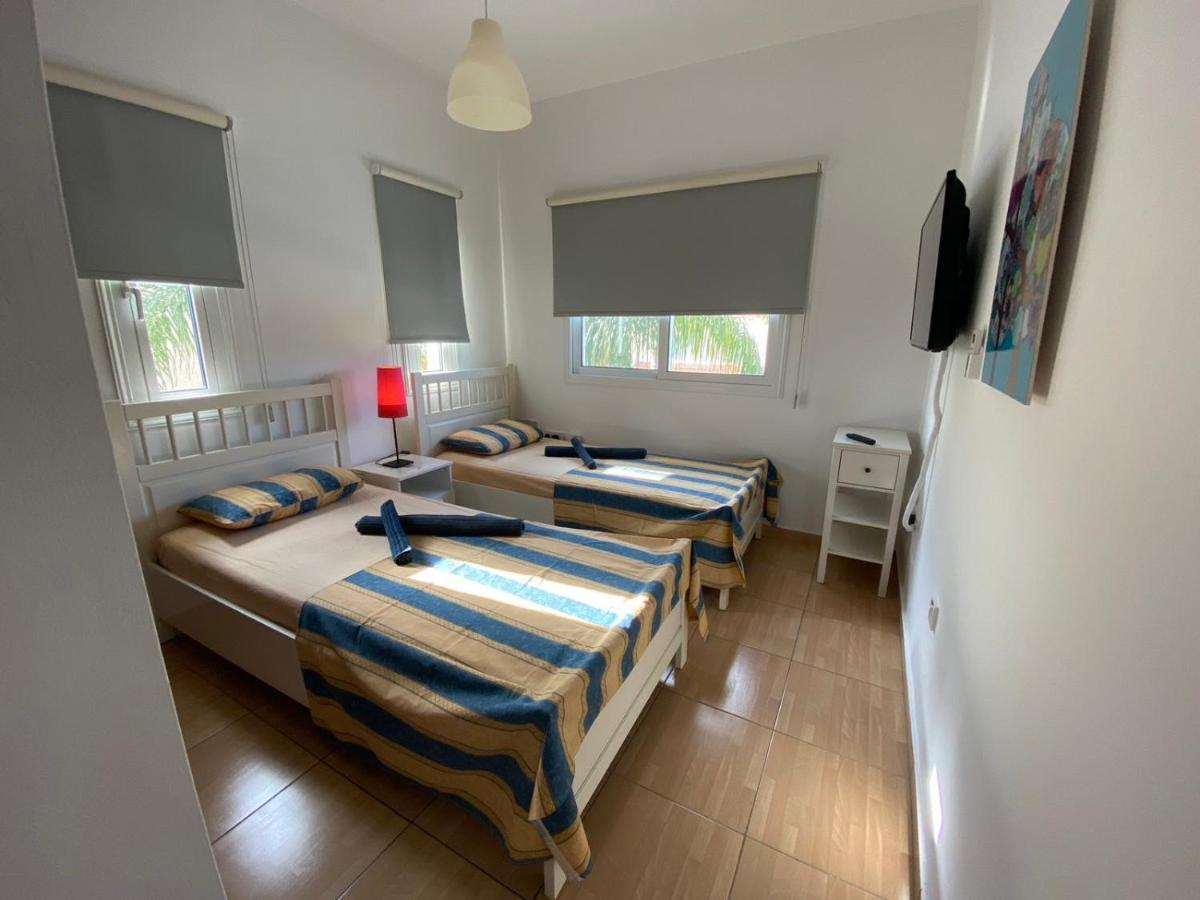 Villa Diana - 200 Meters From Kapparis, Fireman'S Beach Paralimni Exterior foto